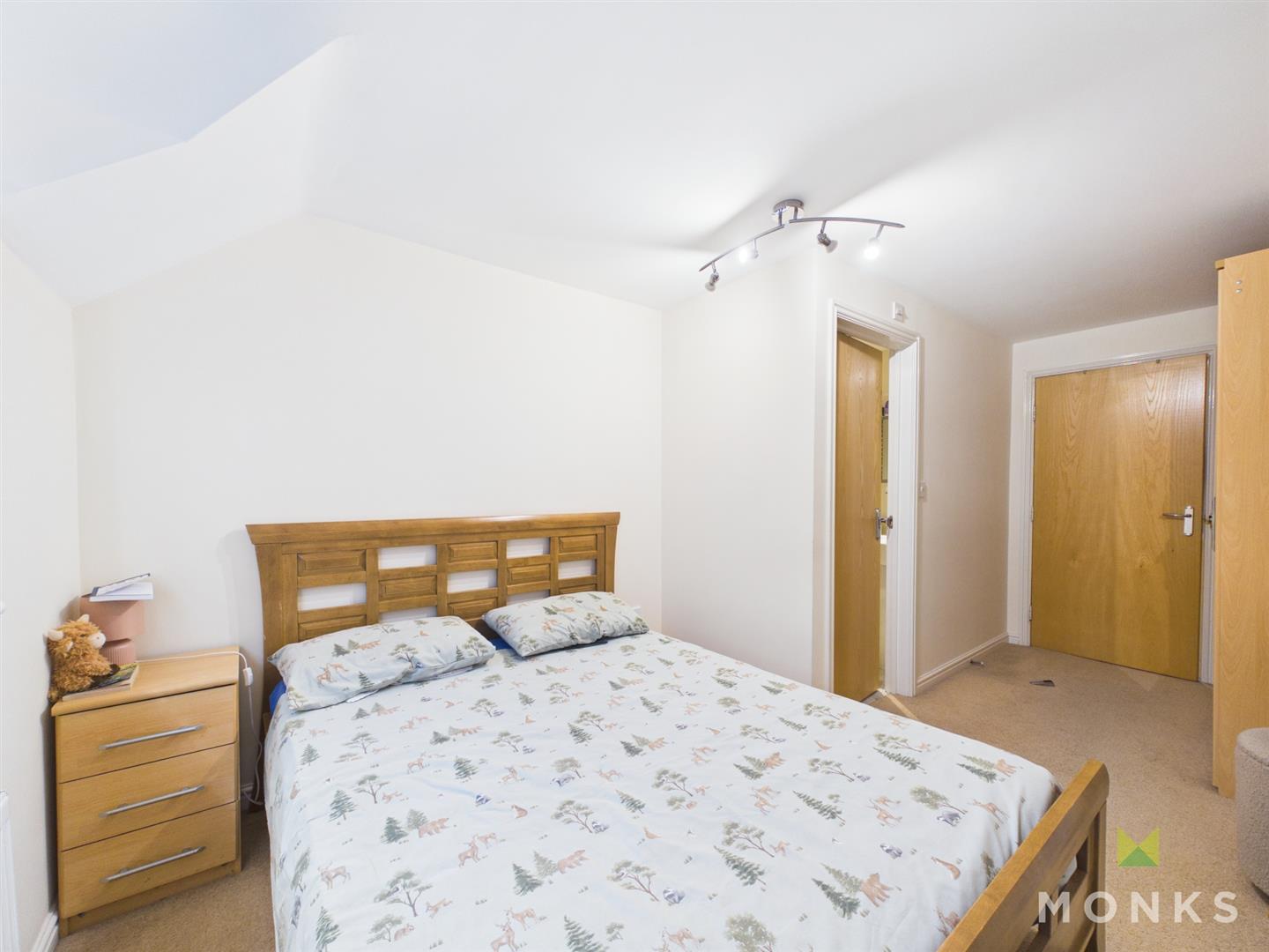 17 Battlefield Court, Shrewsbury, SY1 4AR For Sale